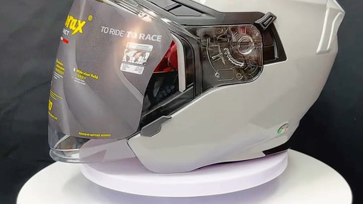 摩雷士S30头盔，夏日骑行清爽无忧