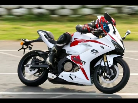 为什么最迷人的最危险，为什么爱会让人变残缺。