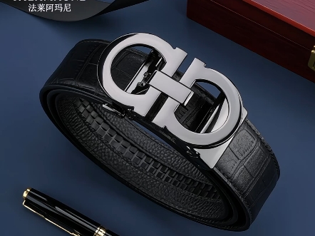 皮带是男士衣橱的必备之选  从休闲到正式场合  都能展现你的