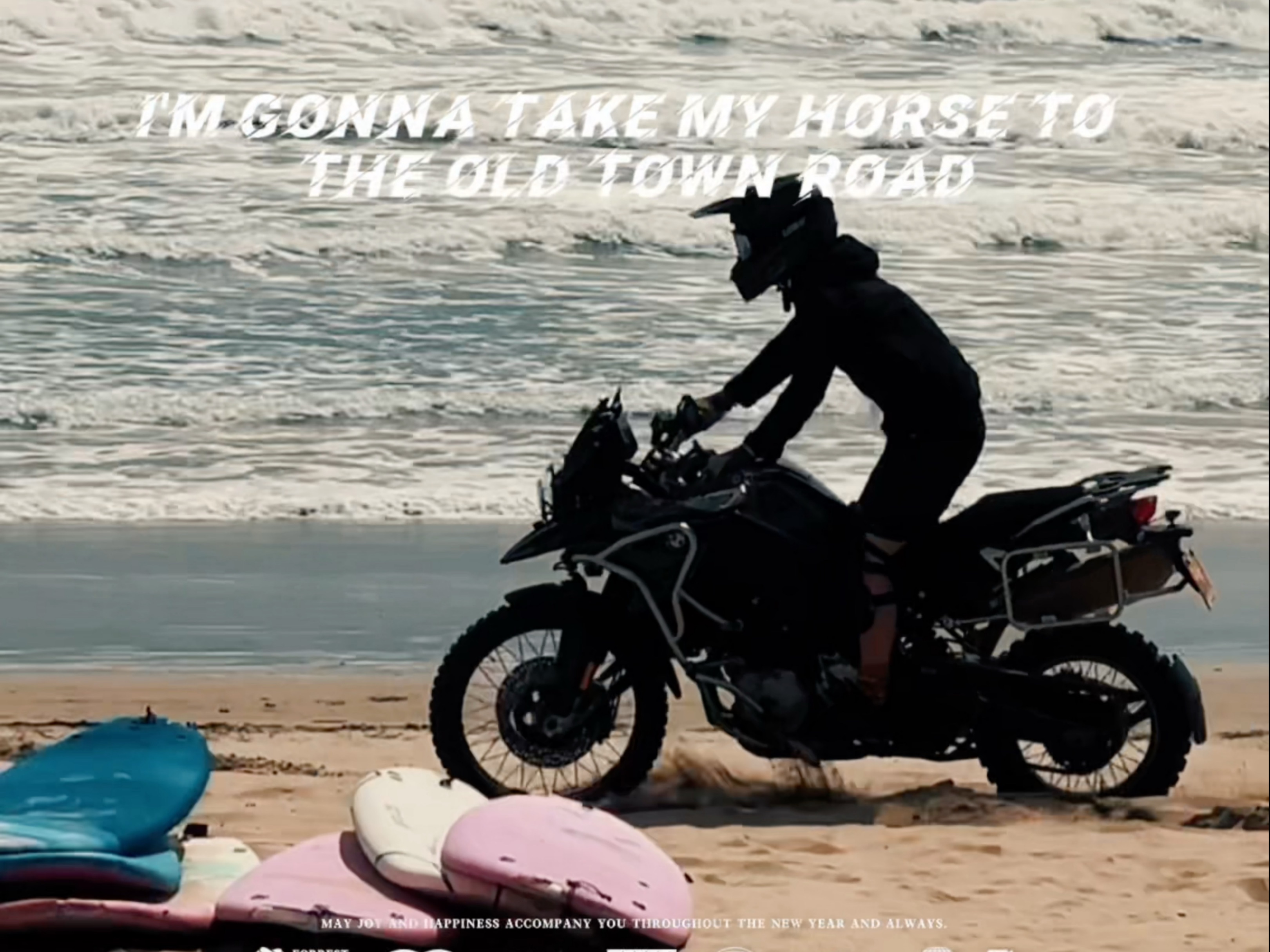 Work hard.Play hard.