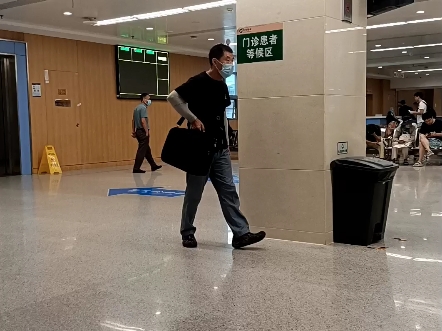 医院的一天天检查，