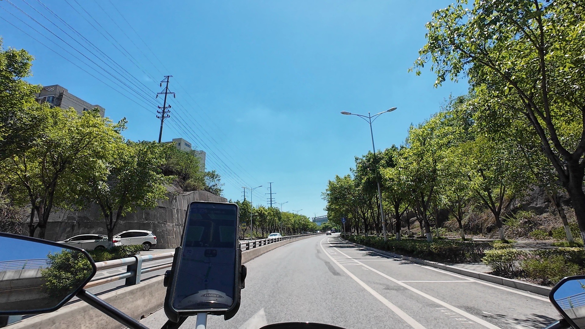 骑ADX去重庆改灯（21）