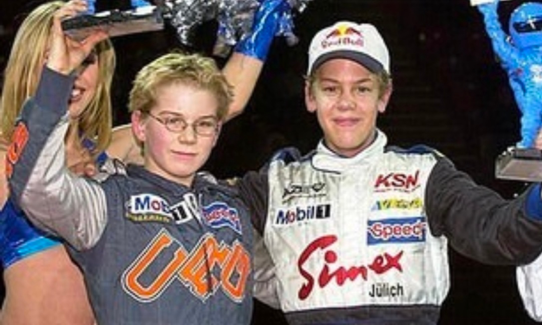 【搬运】霍肯伯格和维特尔的卡丁车对决｜2001