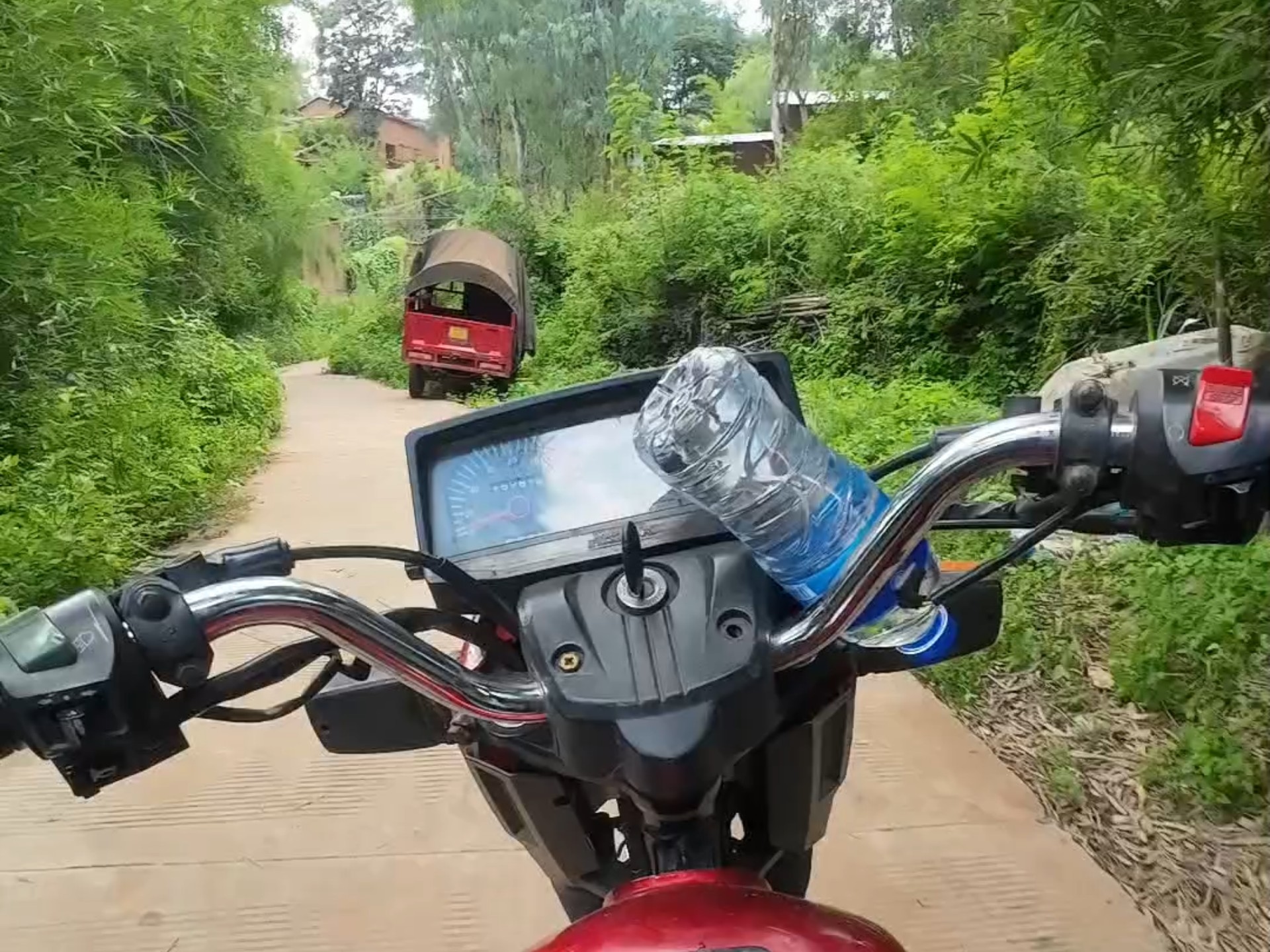 救援断气门三轮