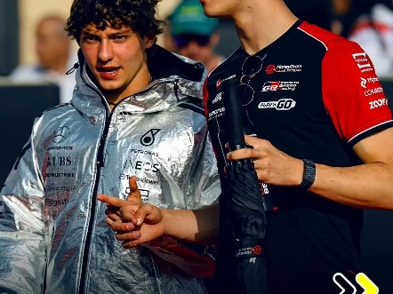 2025赛季的前14场比赛中，哪个新秀的表现最让人眼前一亮？#f1 #