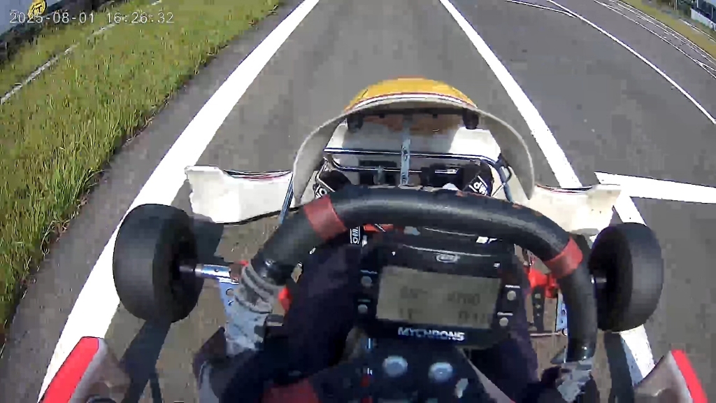 67号卡丁车场 百利通206 59.99秒 (不是这圈)