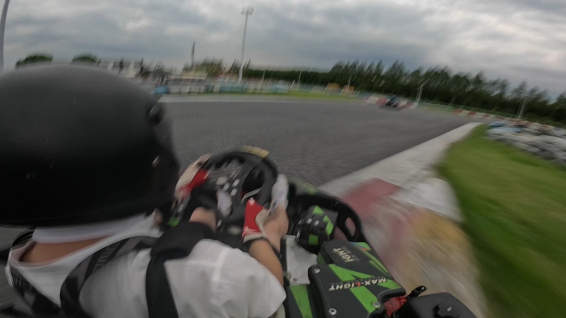 卡丁散客被北京UKR大佬吊打POV-康桥流光速