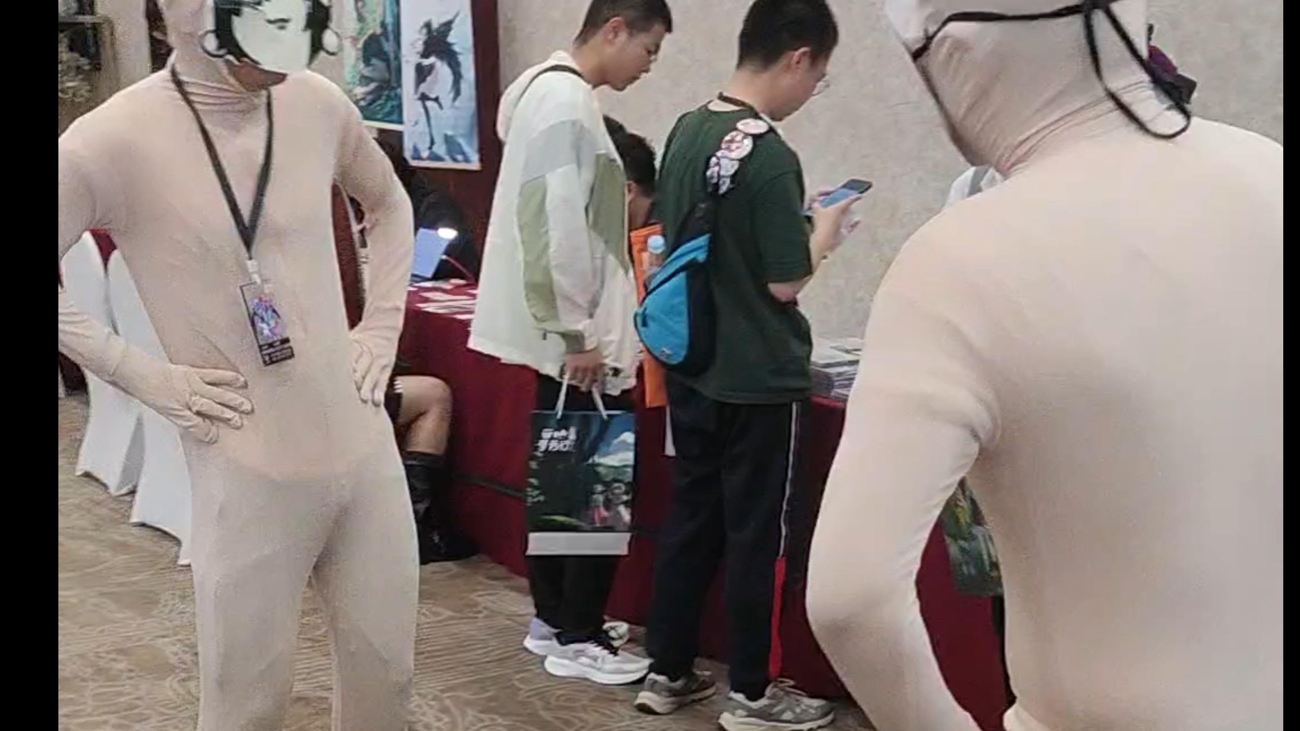 正在做神秘仪式的高兴丸[云南THO3]