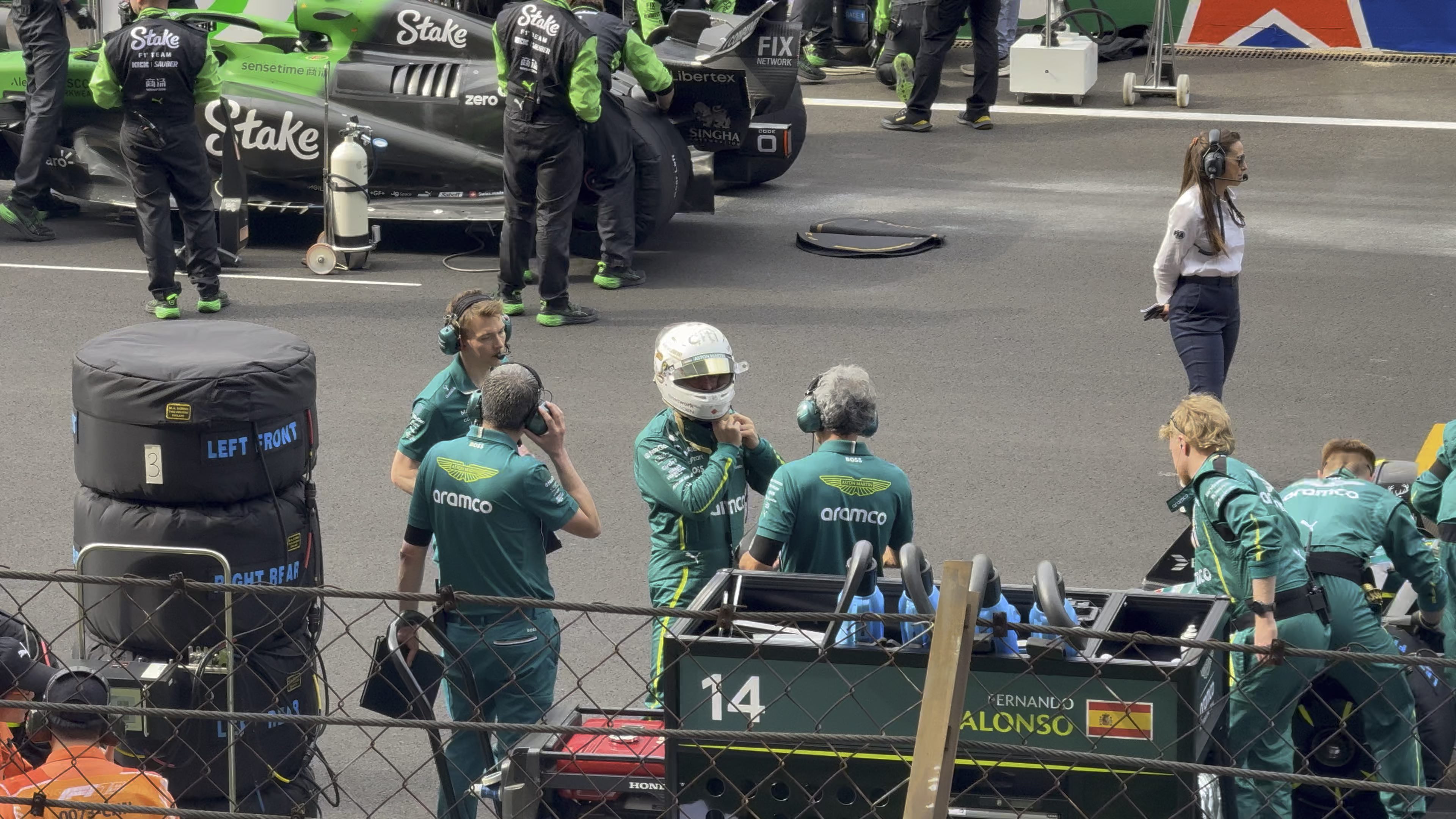 2025上海站正赛，头哥闪亮登场