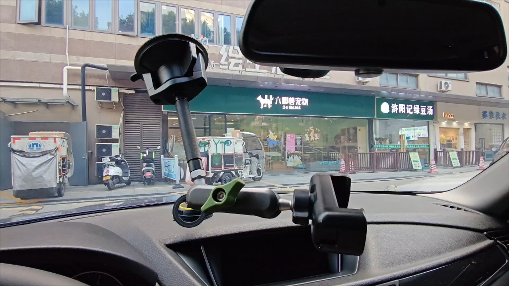 小贵但真心好用的手机拍摄支架