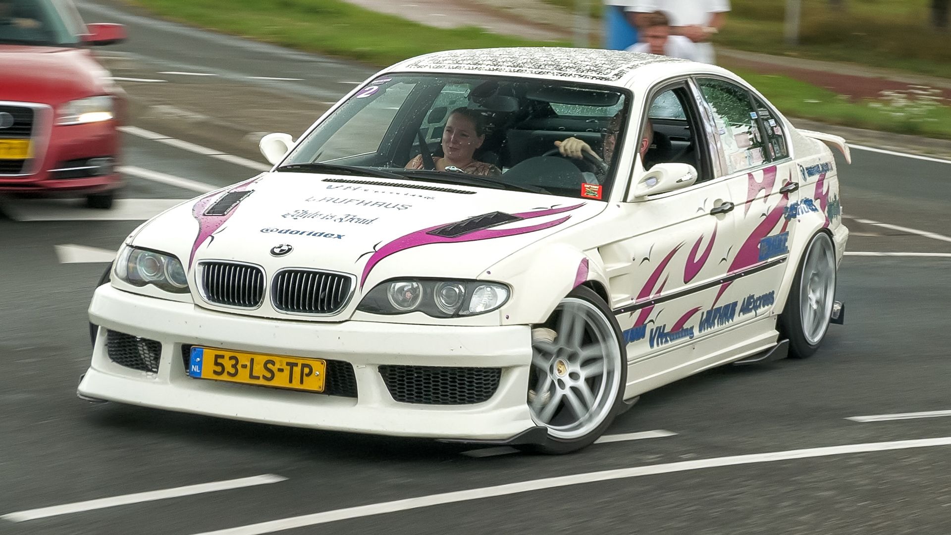 2025年7月最强超跑声浪集锦 — 漂移、失误、烧胎与疯狂瞬间！