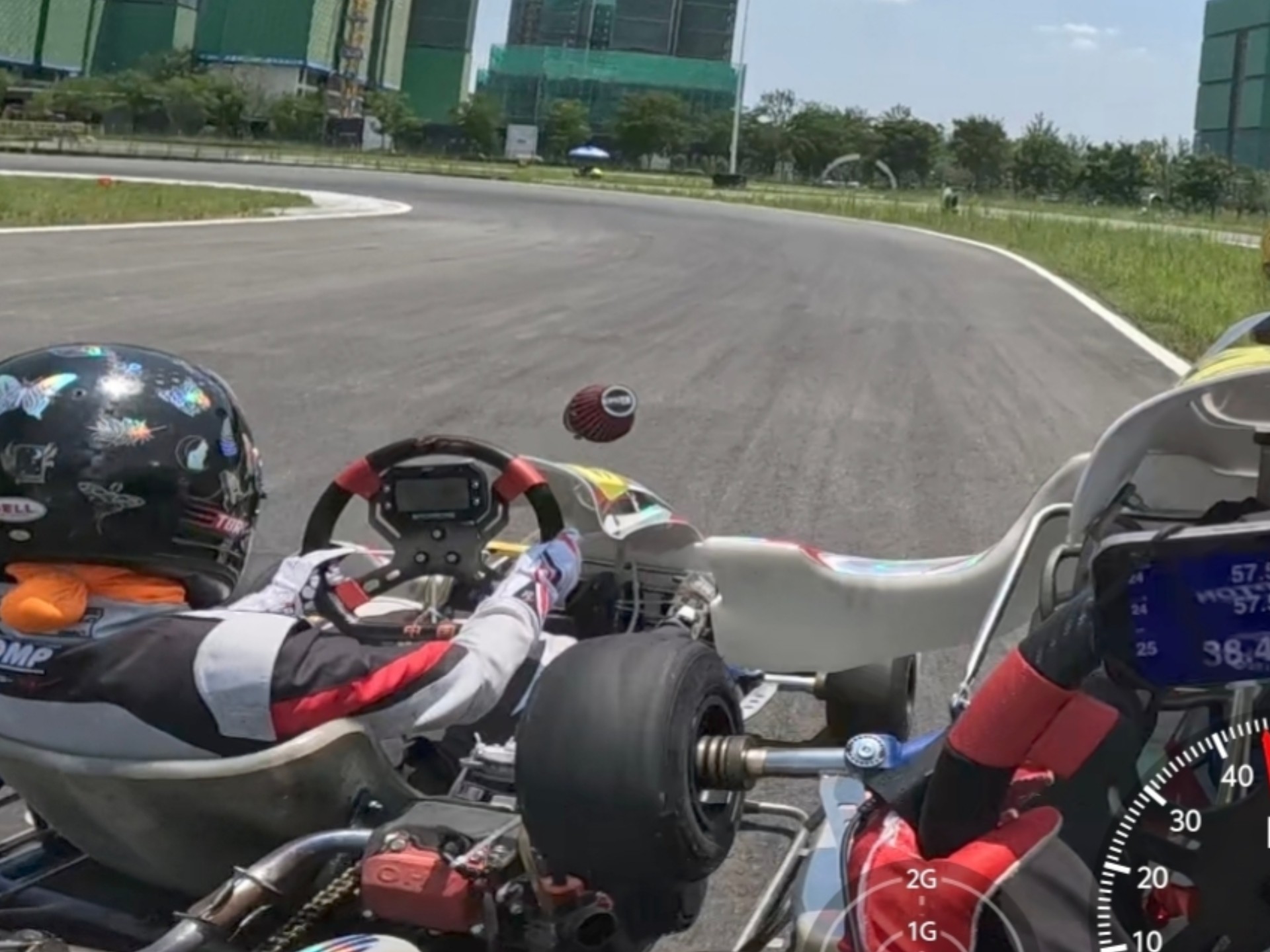 卡丁车实在是太上头了【物理】