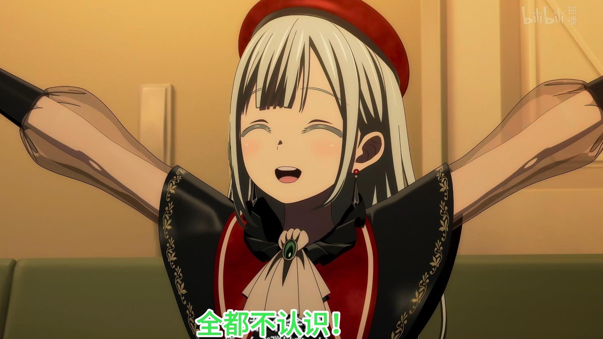 看见阅兵新装备的我be like：