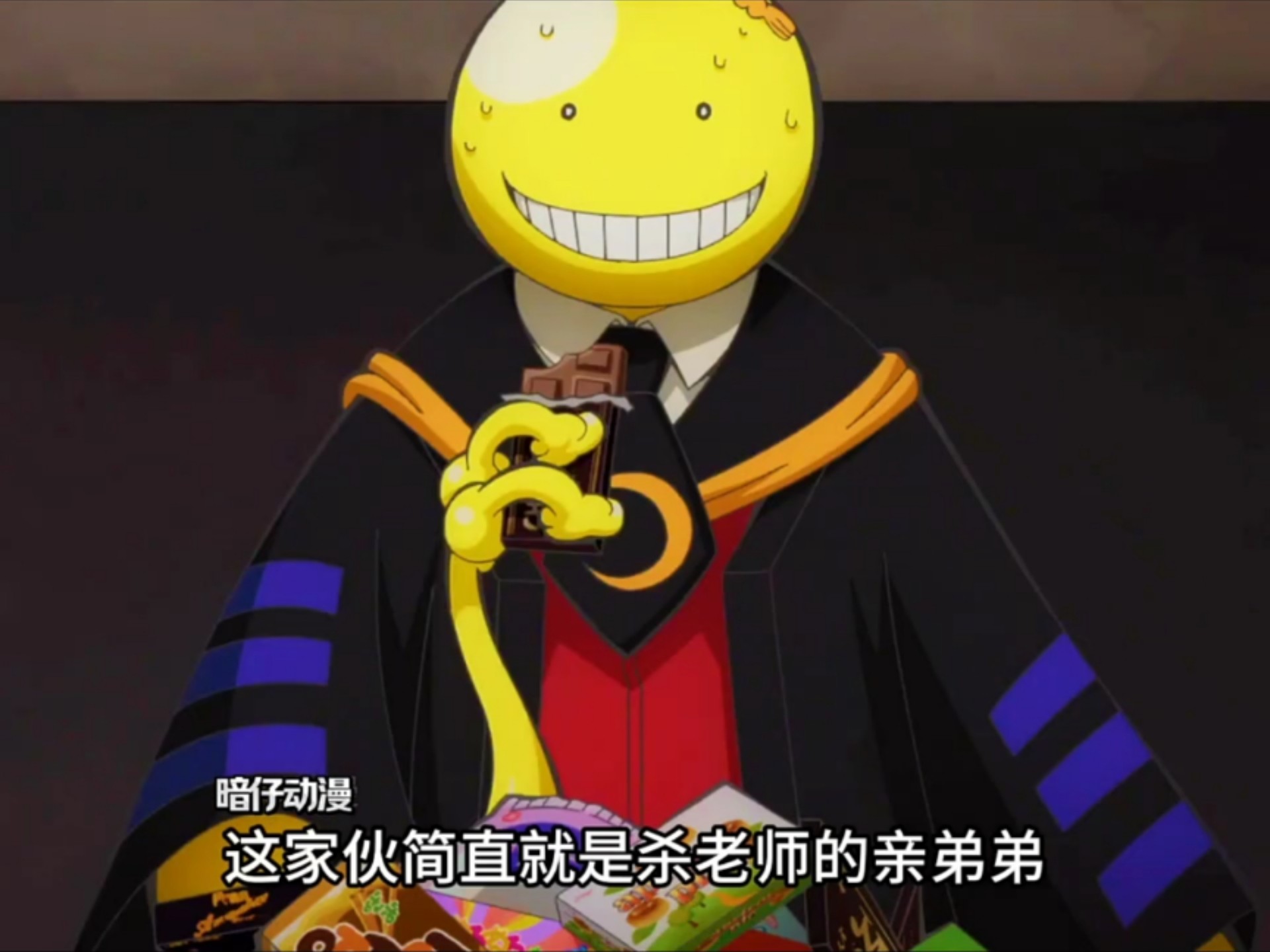 这个女孩怎么也想不到自己的老师居然把他改成了福利机!