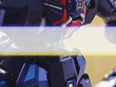 小芒限定灰烬骑士，昨天补款，今天就到了，好在不是鬼节送货，不然快