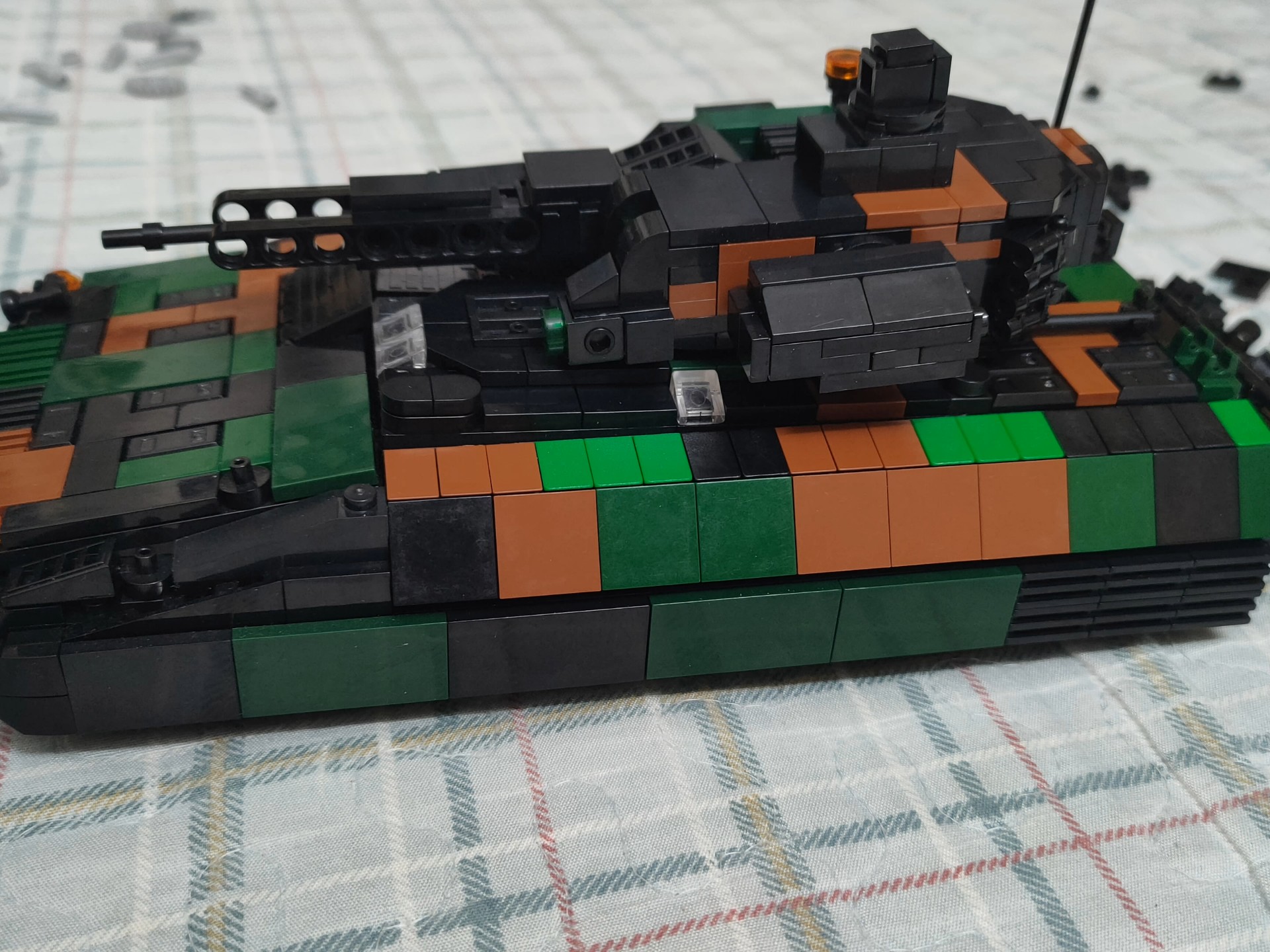 战争雷霆美洲狮步战车moc拼搭测评