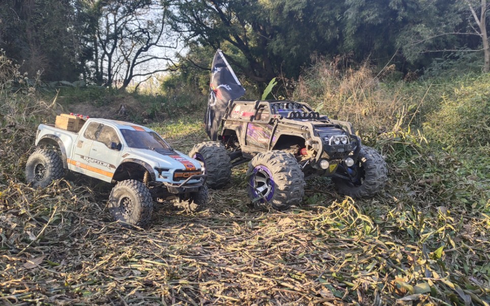 trx4 and 大S双车穿越甘棠河滩