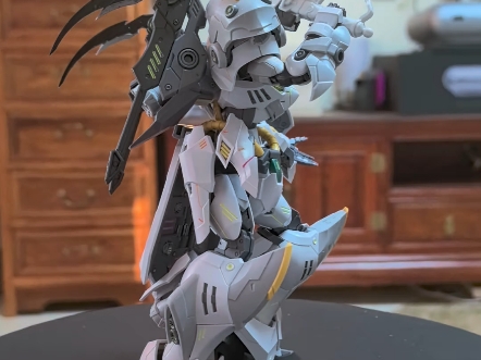 配有新武器的钢镰凯，帅啊
