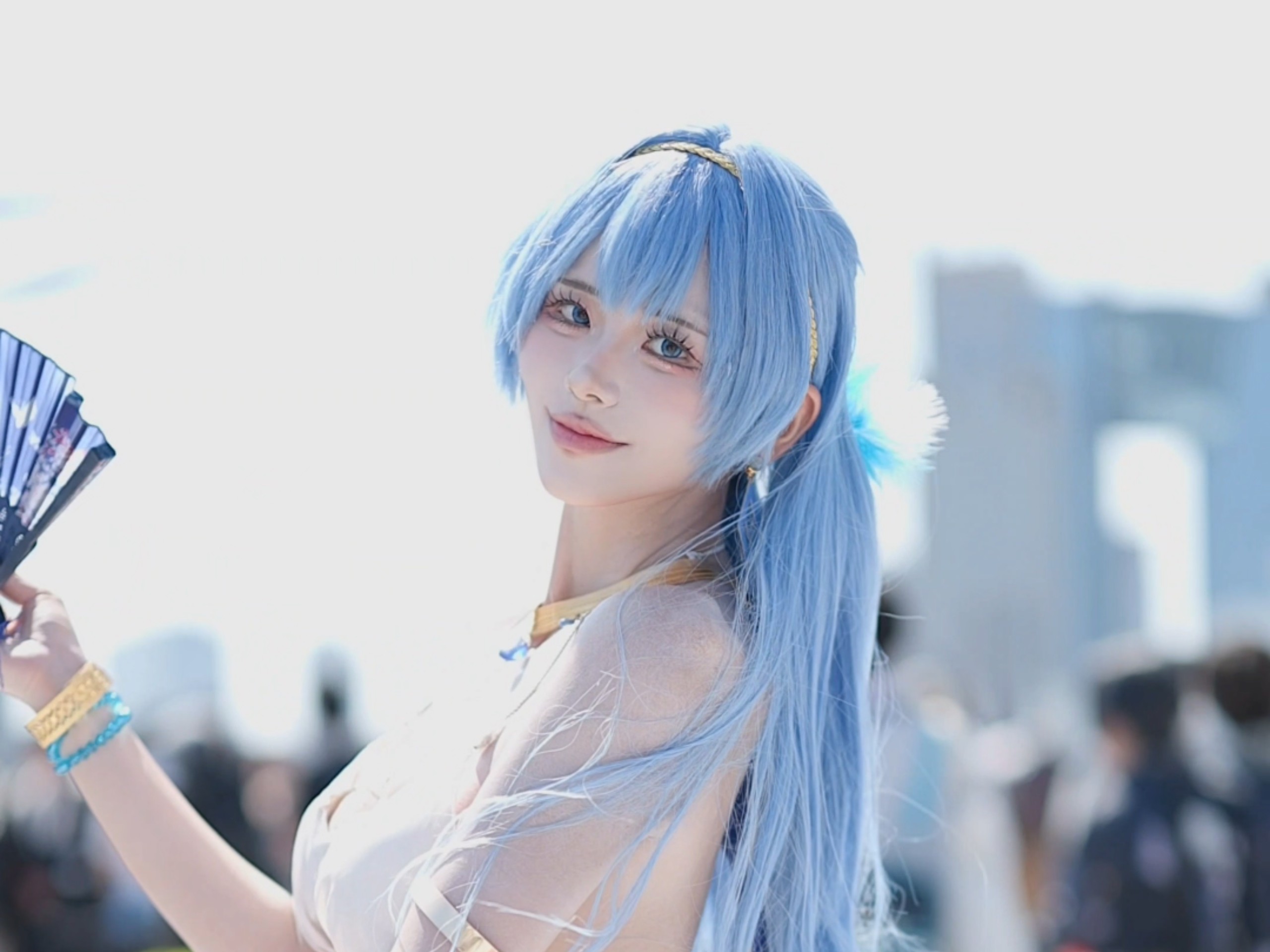 夏日里的赫尔姆