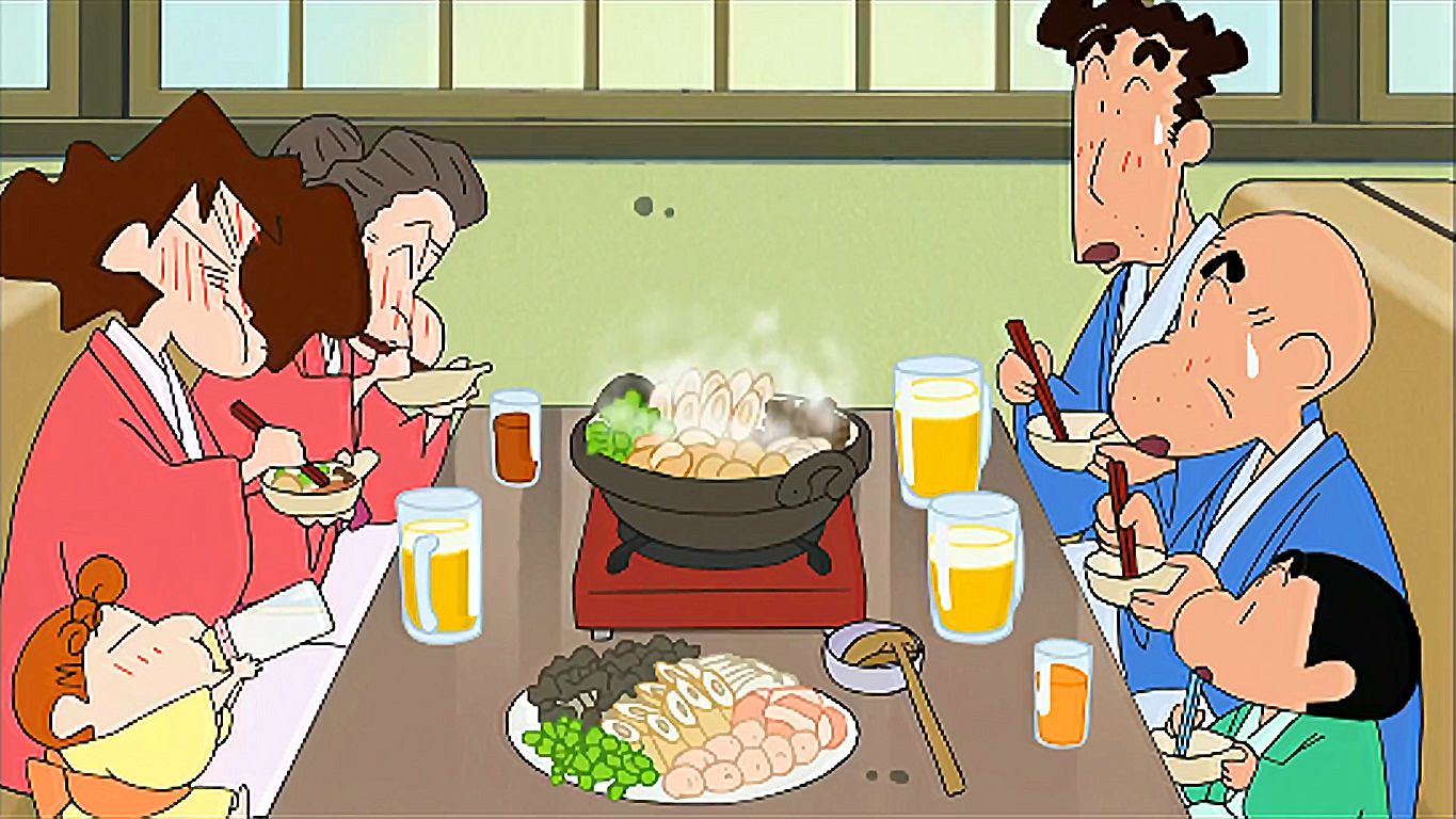 “和家人一起吃火锅，是每个家庭的幸福。热气腾腾的锅底，美味的