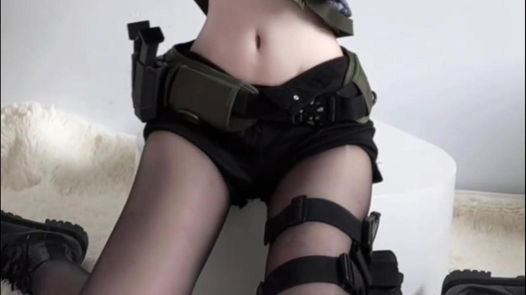 有威龙老公带一把监狱吗~麦晓雯cos