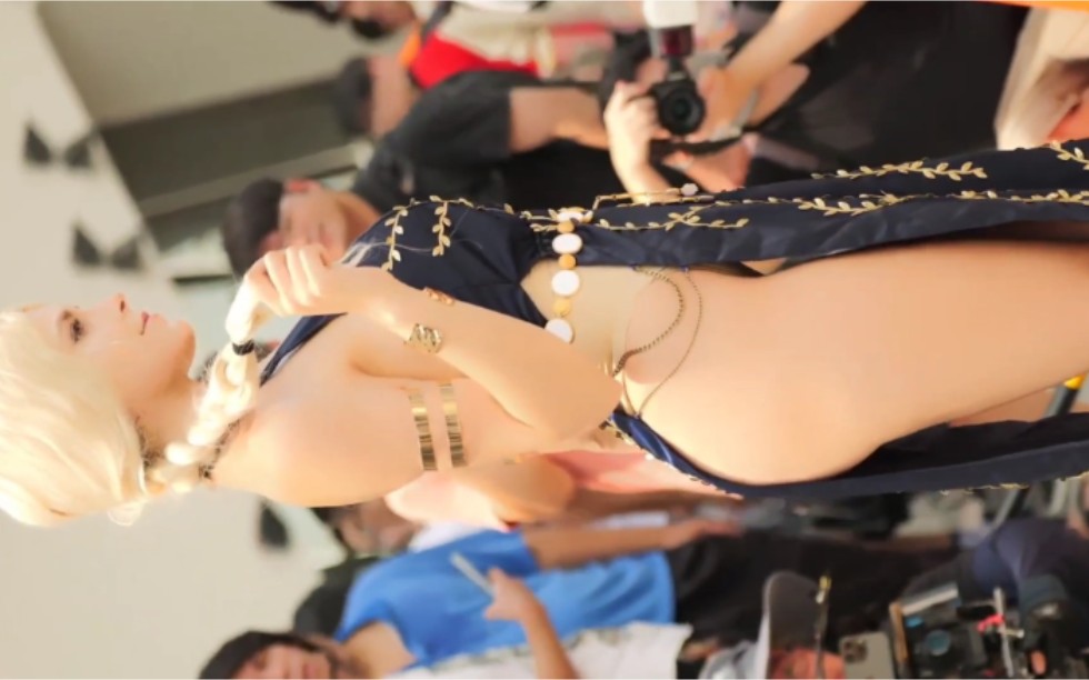 高叉晚礼服攻速套装「洋人版」