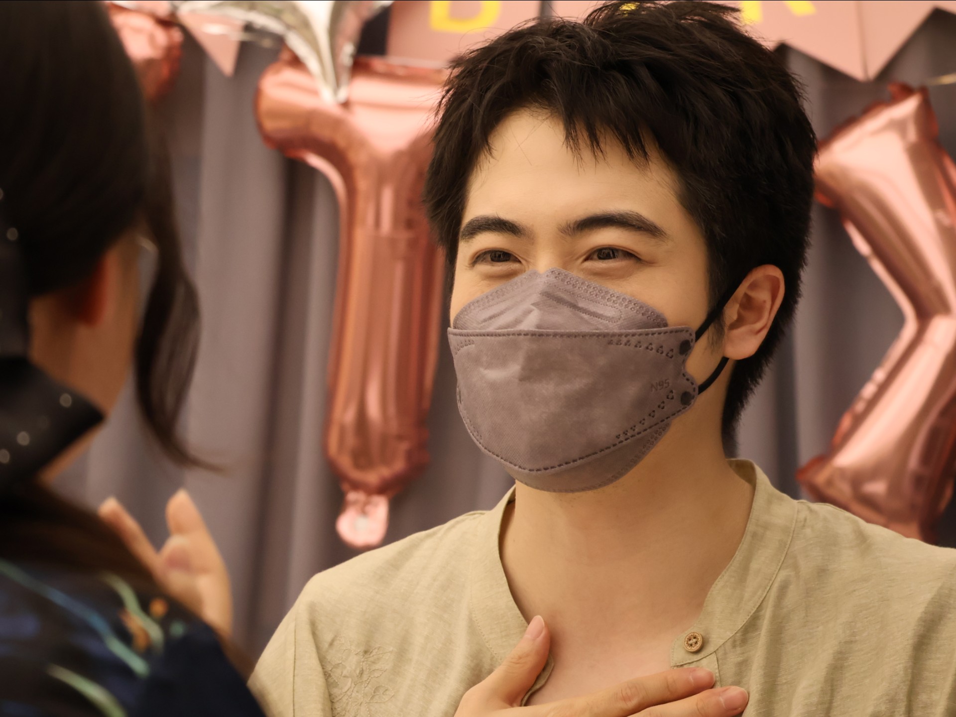 当我用长庚、费渡、商细蕊的口吻祝天老师生日快乐