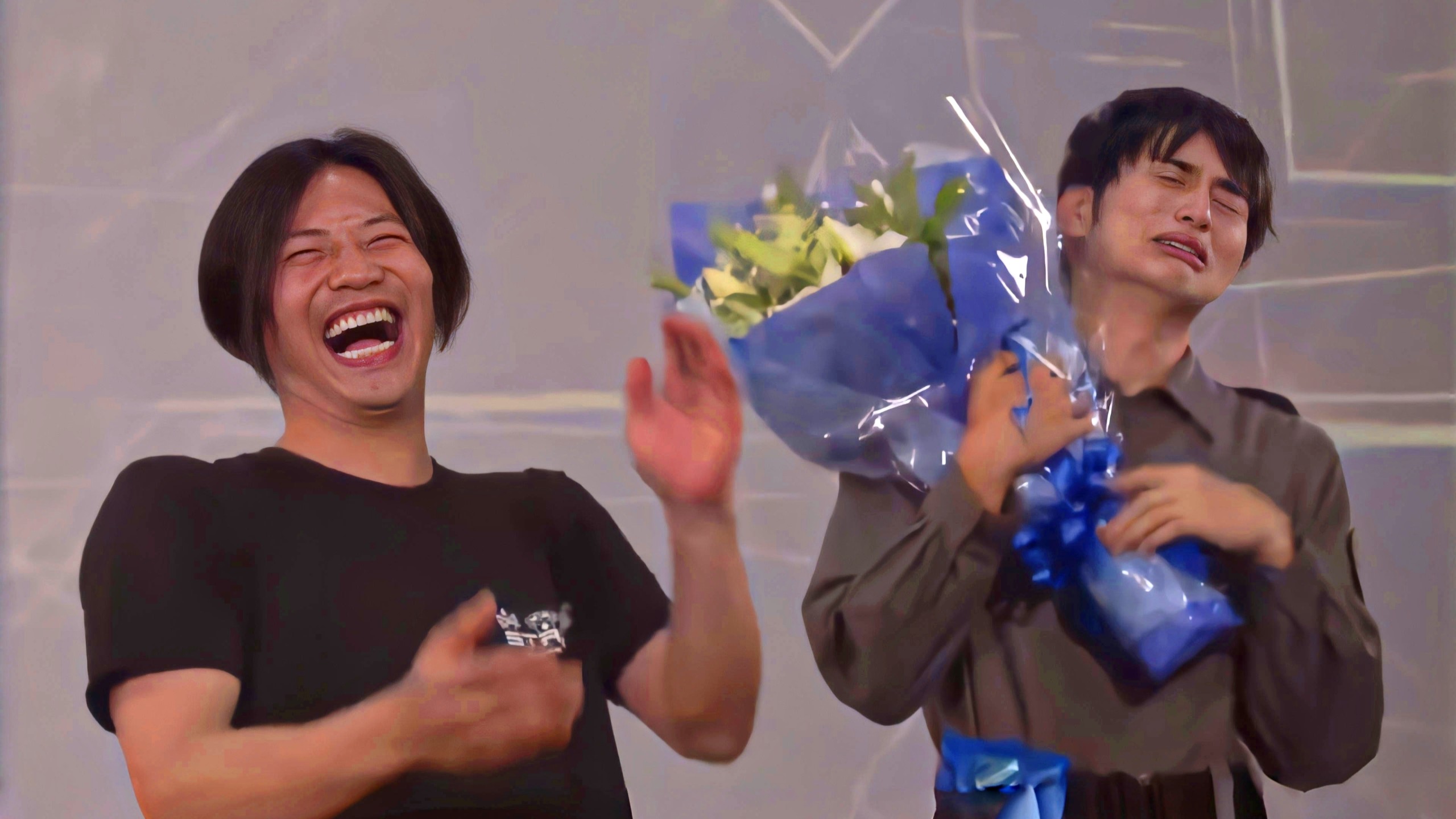 “一想到接下来会发生什么我就想笑！”