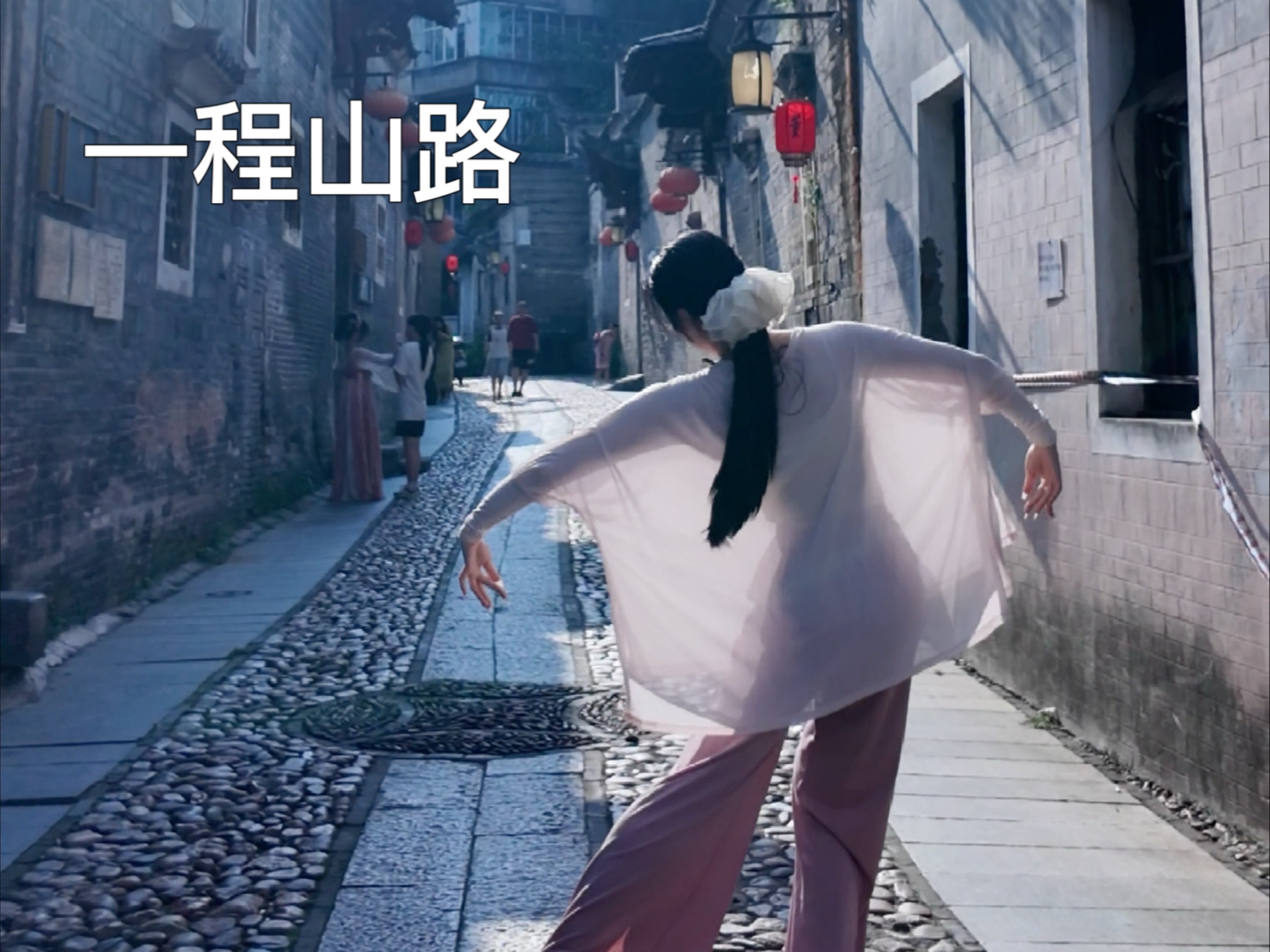 喜欢这种娓娓道来的故事感如果走不出是因，看不破是果那就祝大