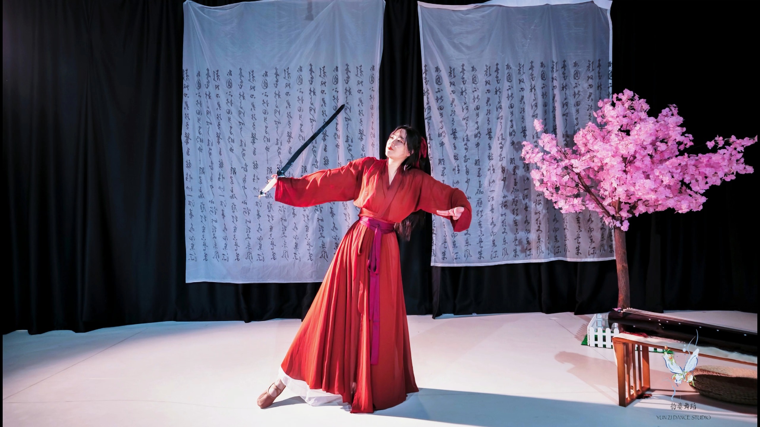 #莲花楼#就在江湖之上，每个李莲花都曾是李相夷(首次剑舞，只能