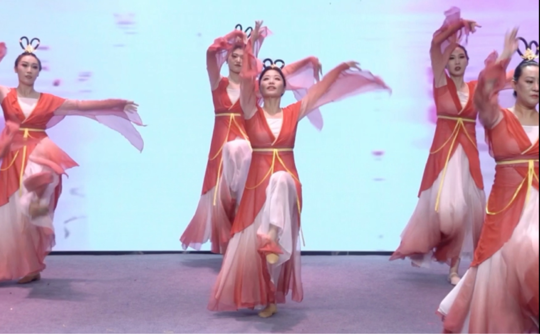 百舞惊鸿演出片段