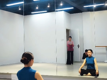 杨老师《地面含腆仰组合》