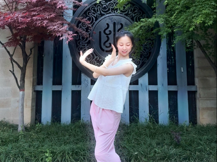 你来之时便是春~