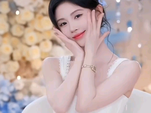 #鞠婧祎 共赴【鞠】光仲夏夜。