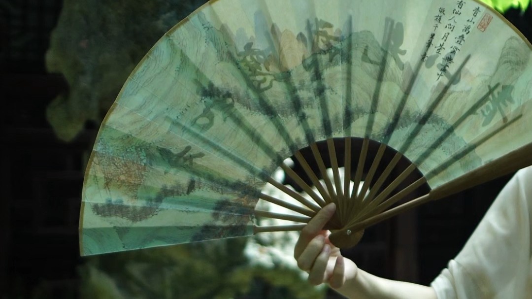 转扇进阶版新动作来啦，你有学会了吗