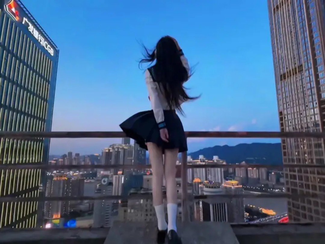 我不歌颂苦难 但我赞美一步步走到今天的自己