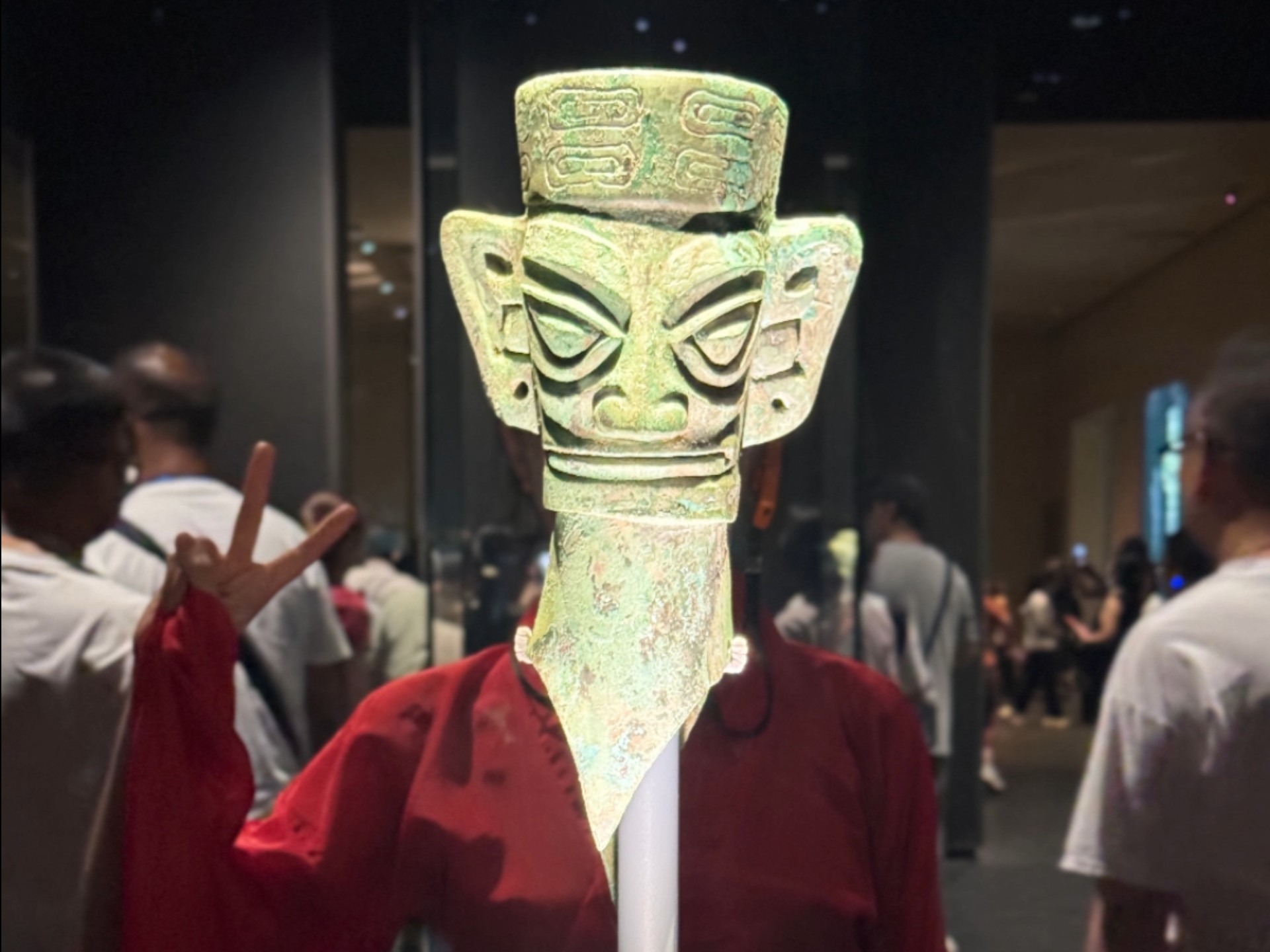 穿越千年的眼泪，也许是被气哭的吧