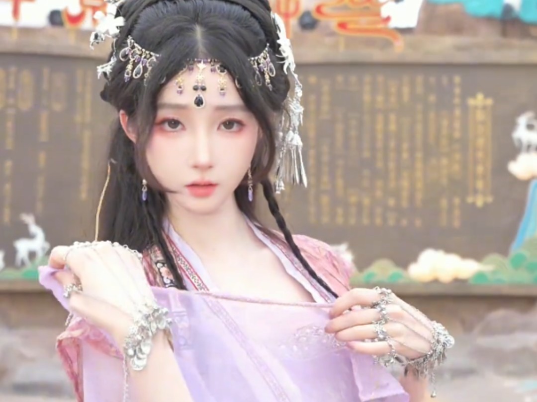 爱情是她的执着，等待是她的宿命