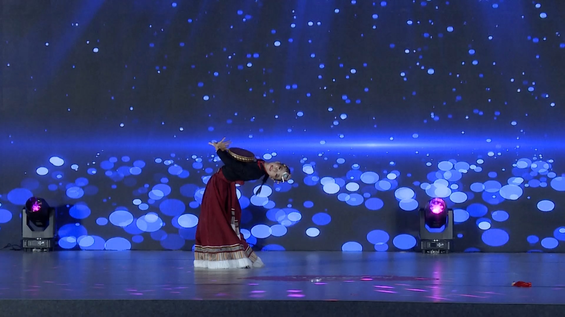 136 舞蹈《格桑拉姆》