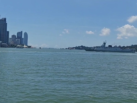 这是能让小朋友激动到尖叫的一幕！617景德镇舰