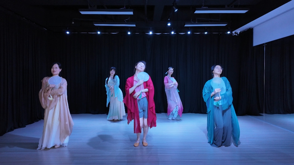 不一样的《小雨》