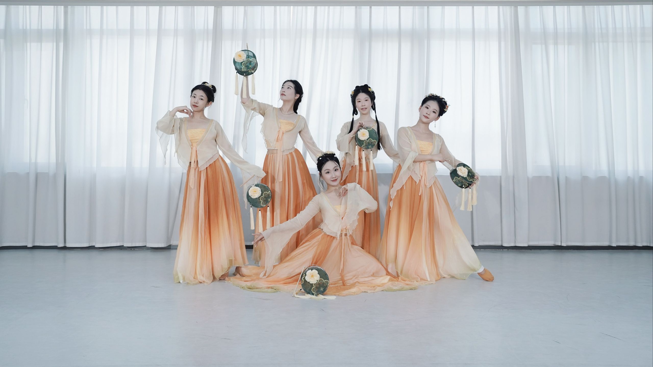 【阑珊处】蓦然回首，那人却在灯火阑珊处