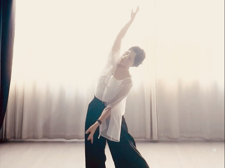 很适合夏天的一支舞《第三十八年夏至》编舞：周雨奇