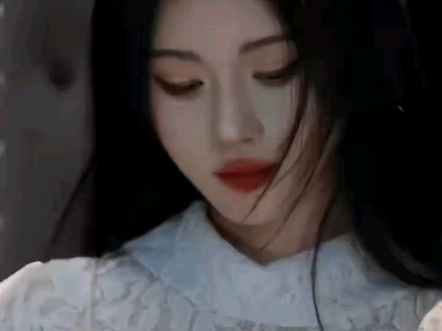 网友们，你们看，我的偶像鞠婧祎也太好了吧！这不得不爱她一辈子！！