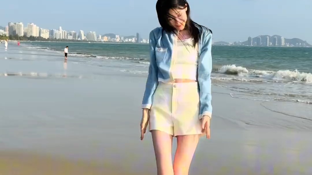 天空和大海都是我最爱的颜色 dinosaur