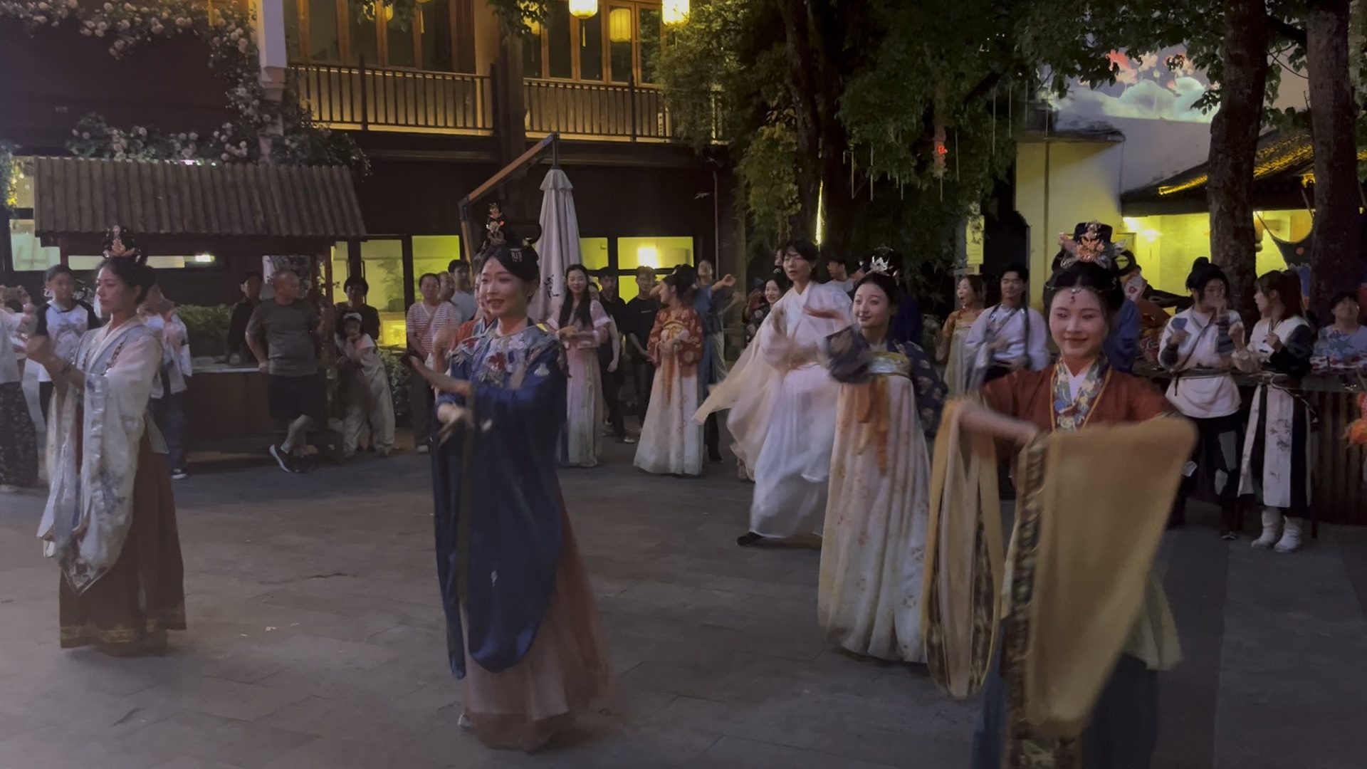 剑来+古装+摇 得劲