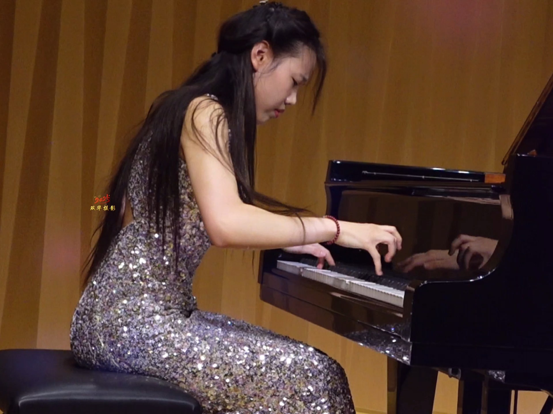 指尖芭蕾踏琴键，乐韵翩跹入画来——杨雨恬钢琴独奏音乐会