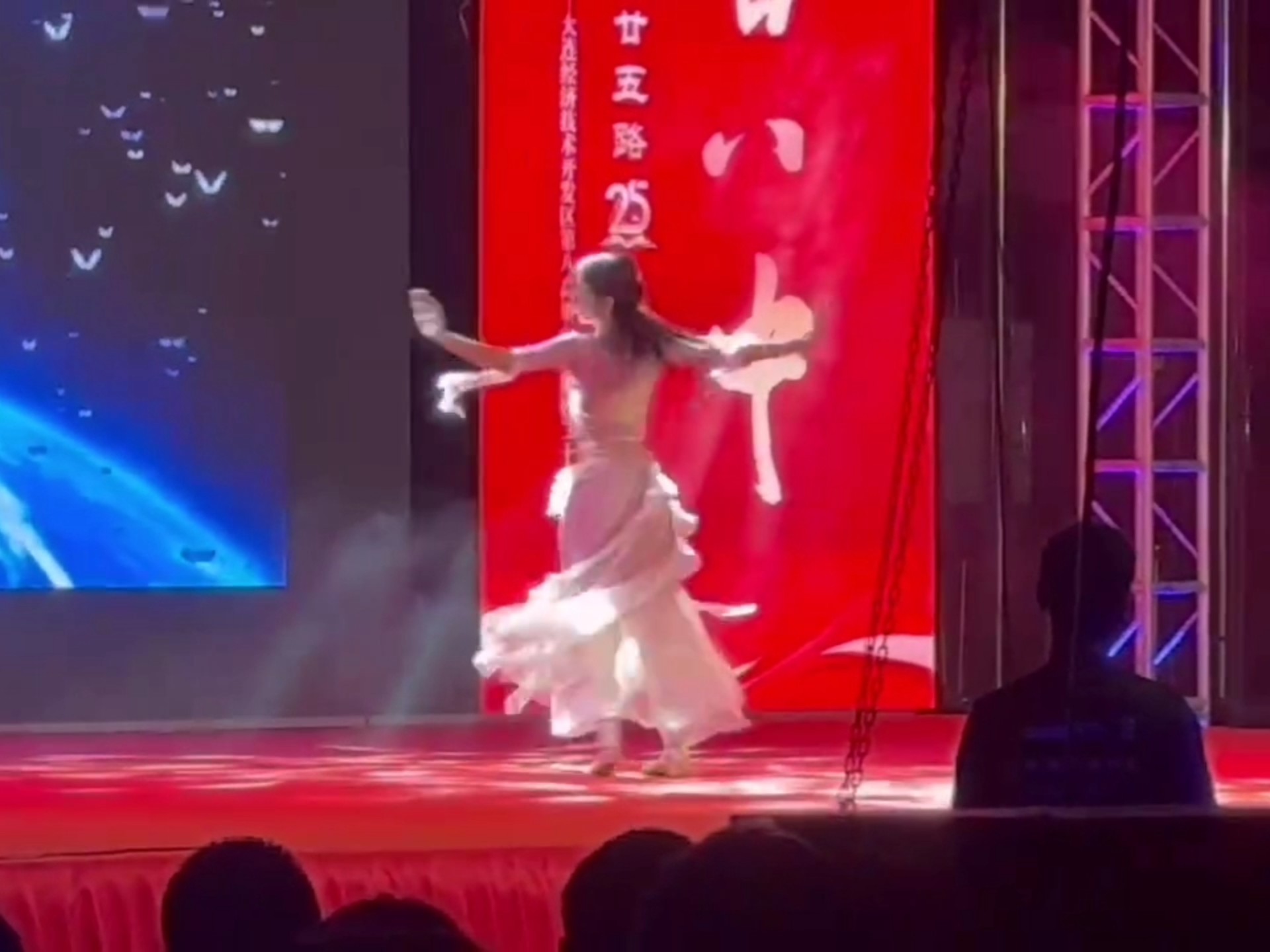 再来个视角～高中校庆独舞