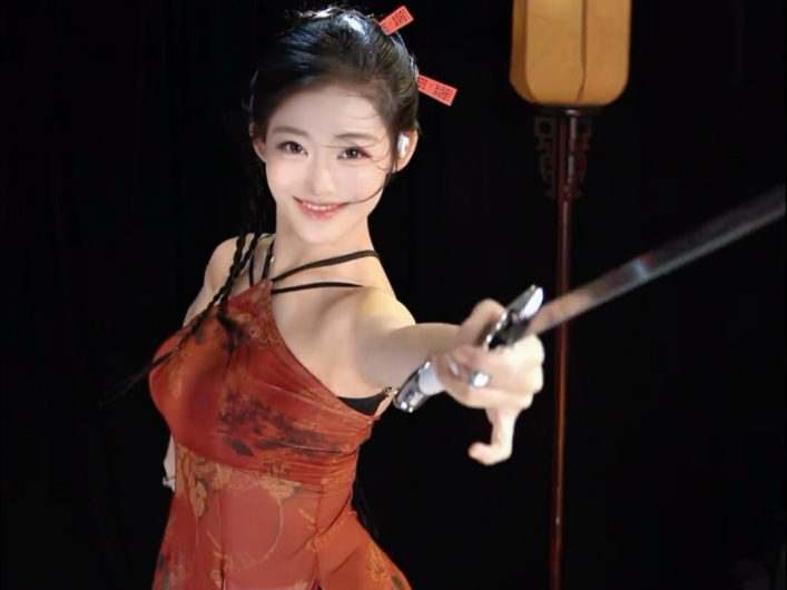 “宝剑锋从磨砺出” 华梓宁的切片—剑舞 华流才是坠D的！！！