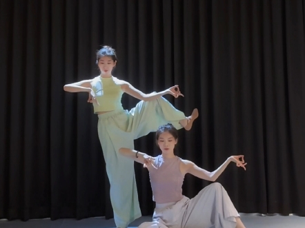 “无人之地中，自有萌芽处”｜敦煌｜双人舞